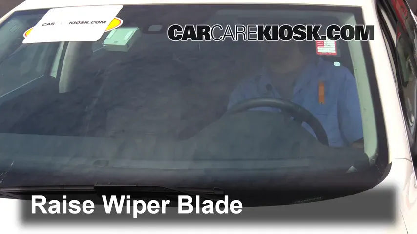 2014 Volkswagen Passat SEL Premium 1.8L 4 Cyl. Sedan (4 Door) Windshield Wiper Blade (Front) Replace Wiper Blades